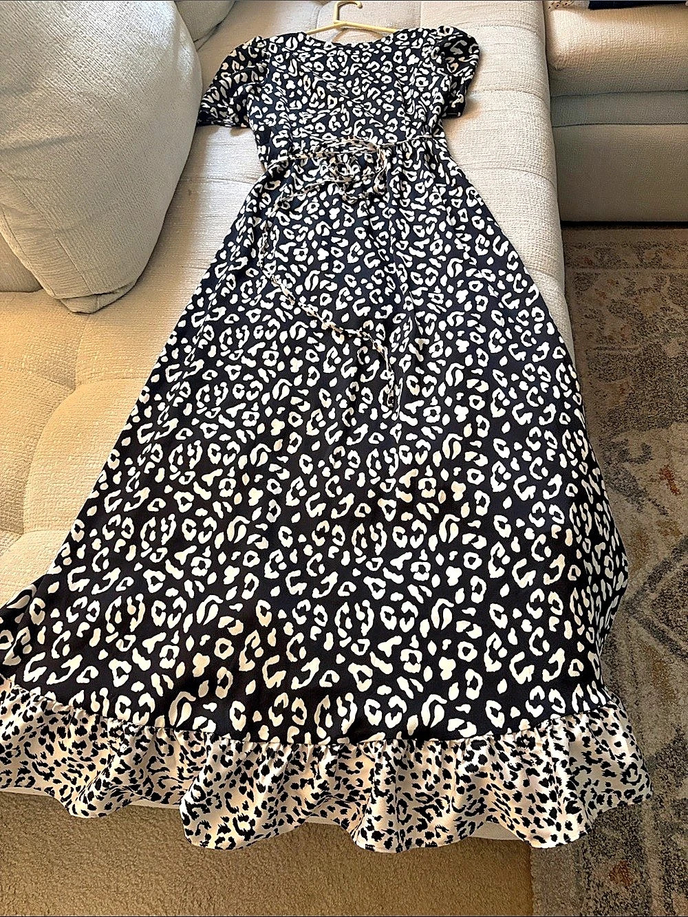 SUGERLIPS Animal Print Maxi Dress in Black & Cream Size Medium - Picture 3 of 4